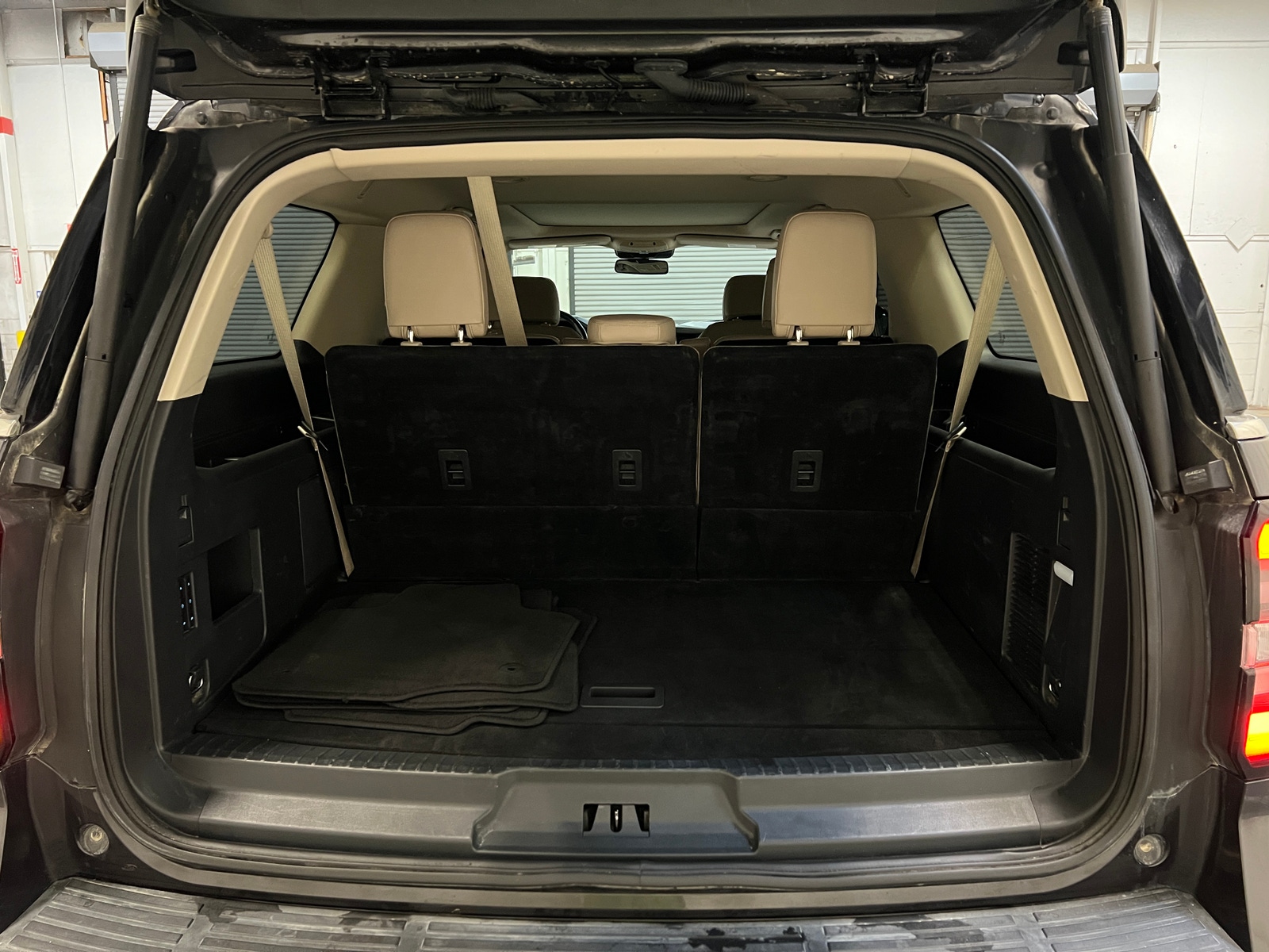 Thumbnail: 2024 Ford Expedition MAX - 6