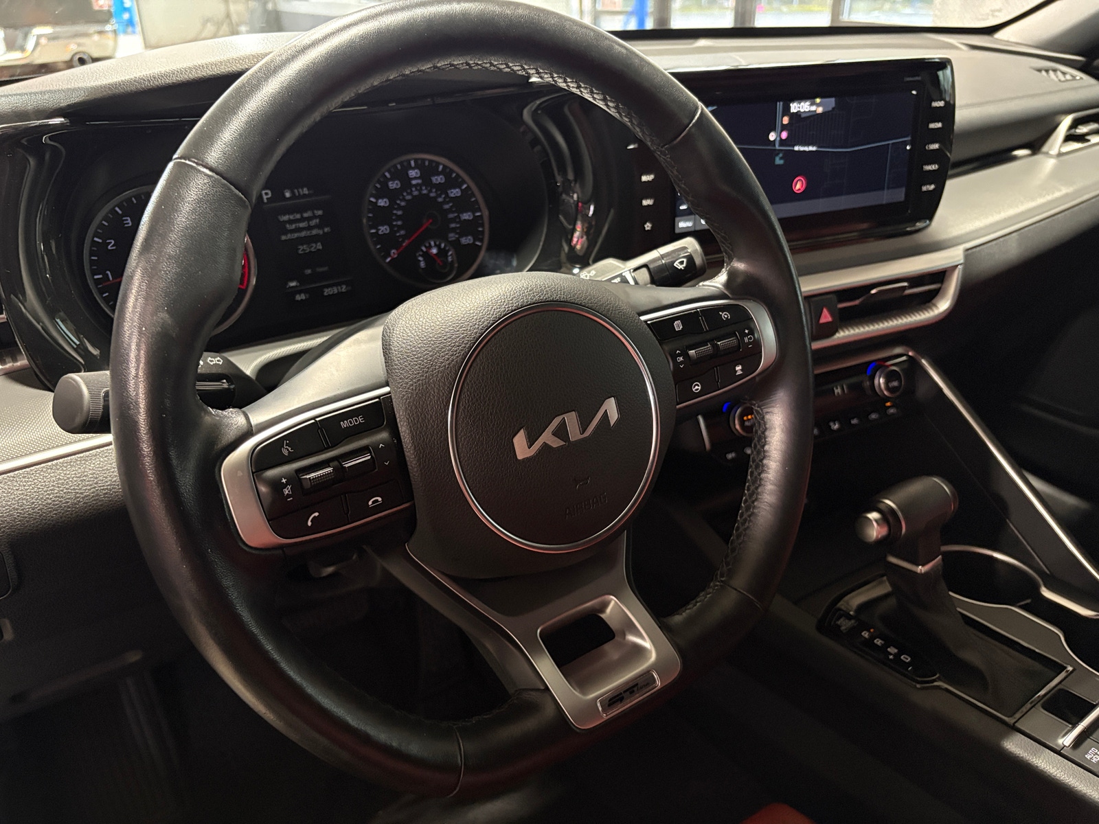 Thumbnail: 2023 Kia K5 - 4