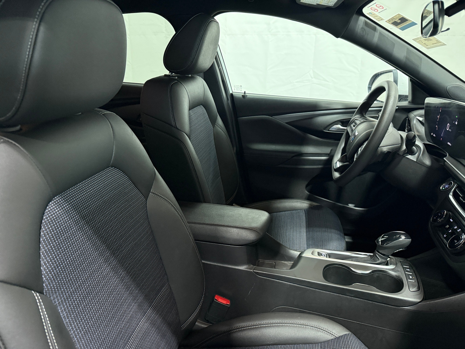 Thumbnail: 2025 Buick Envista - 2