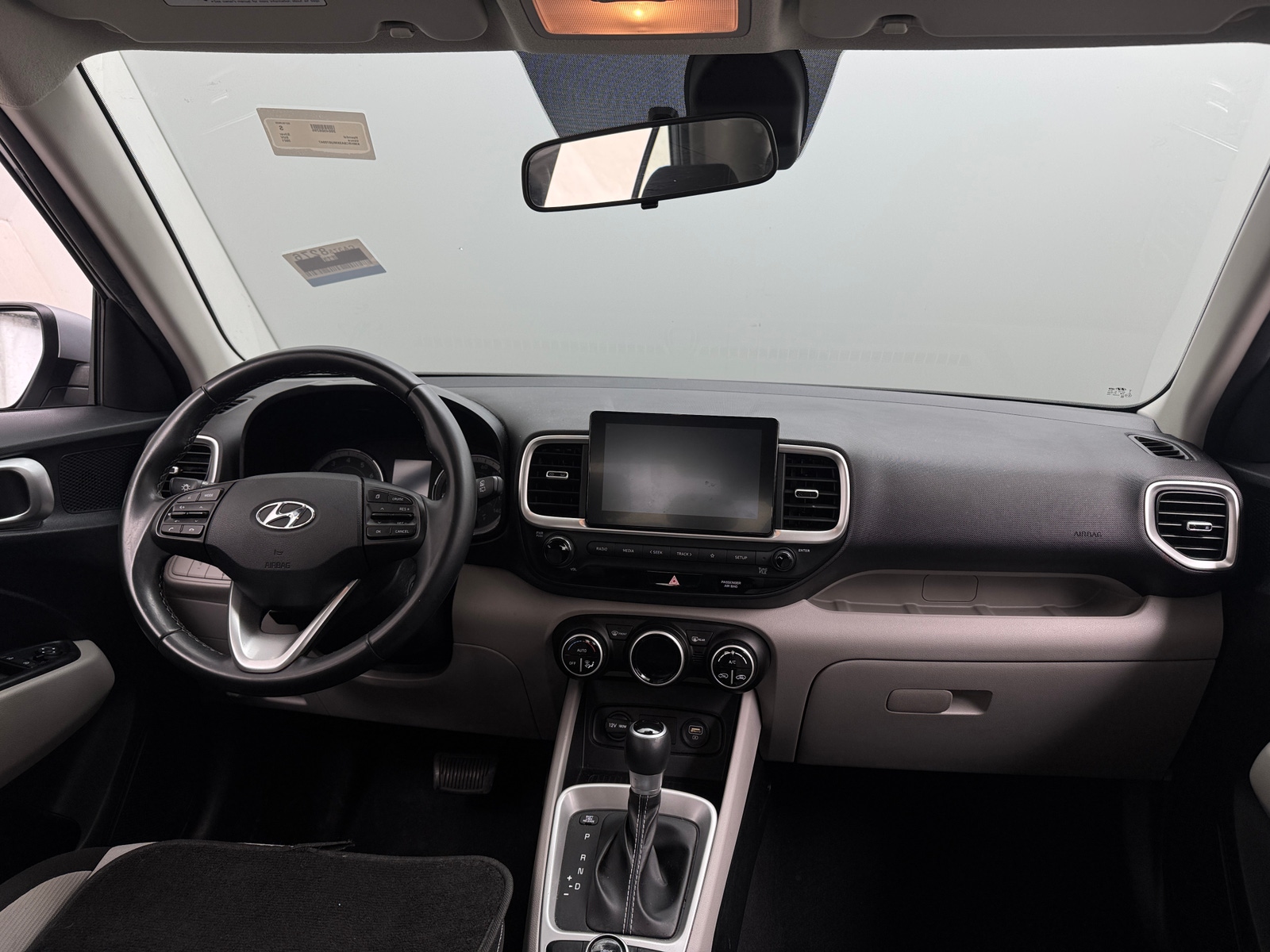 Thumbnail: 2021 Hyundai Venue - 3