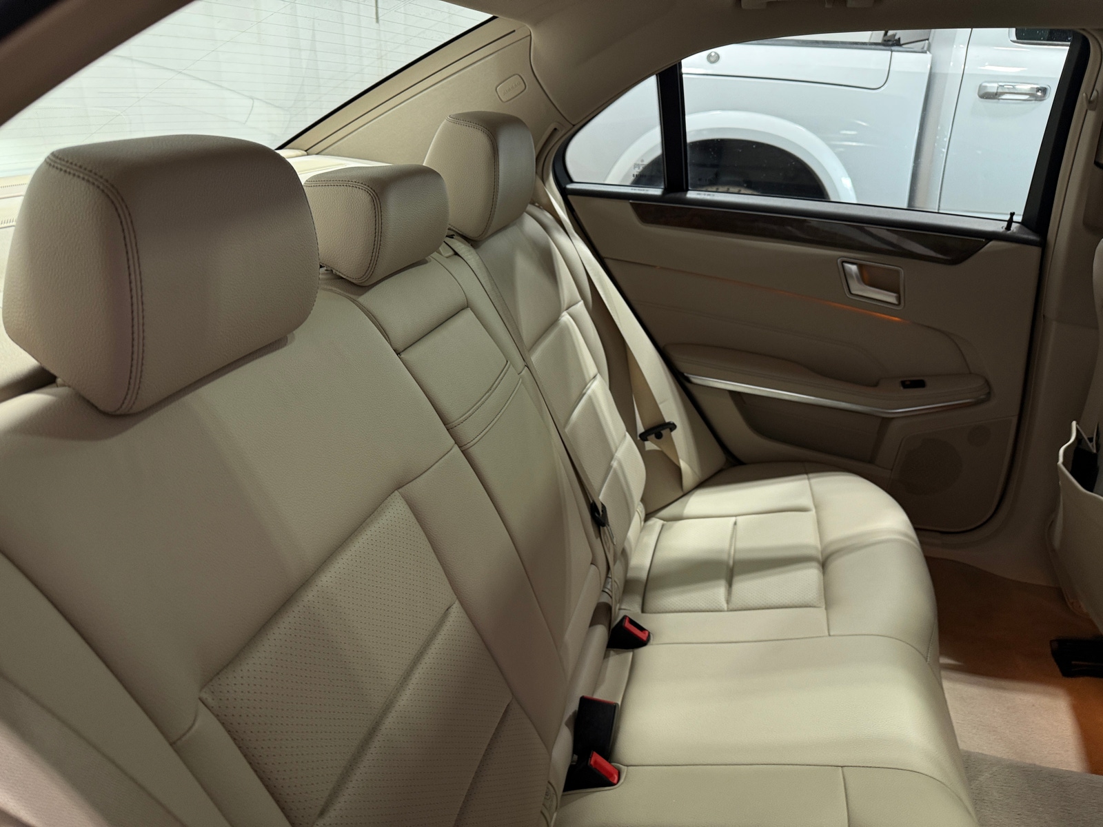 Thumbnail: 2014 Mercedes-Benz E-Class - 5