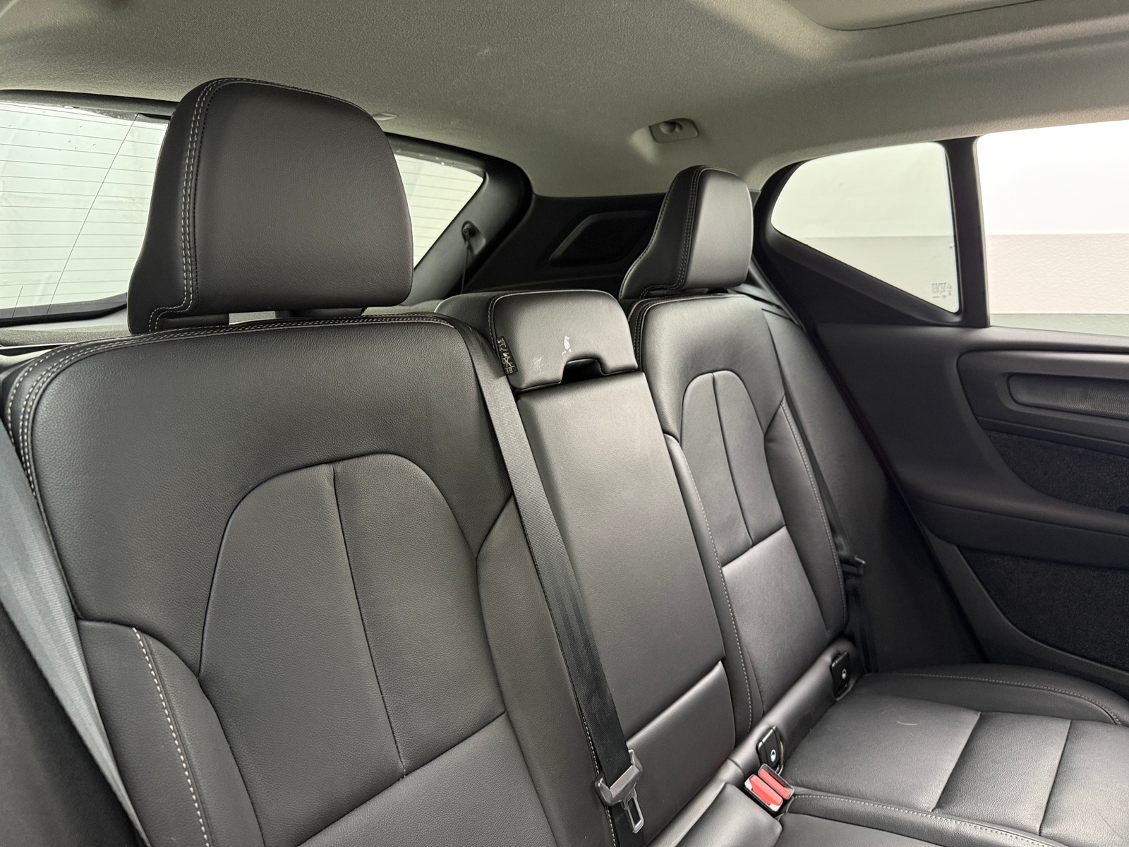 Thumbnail: 2024 Volvo XC40 - 5