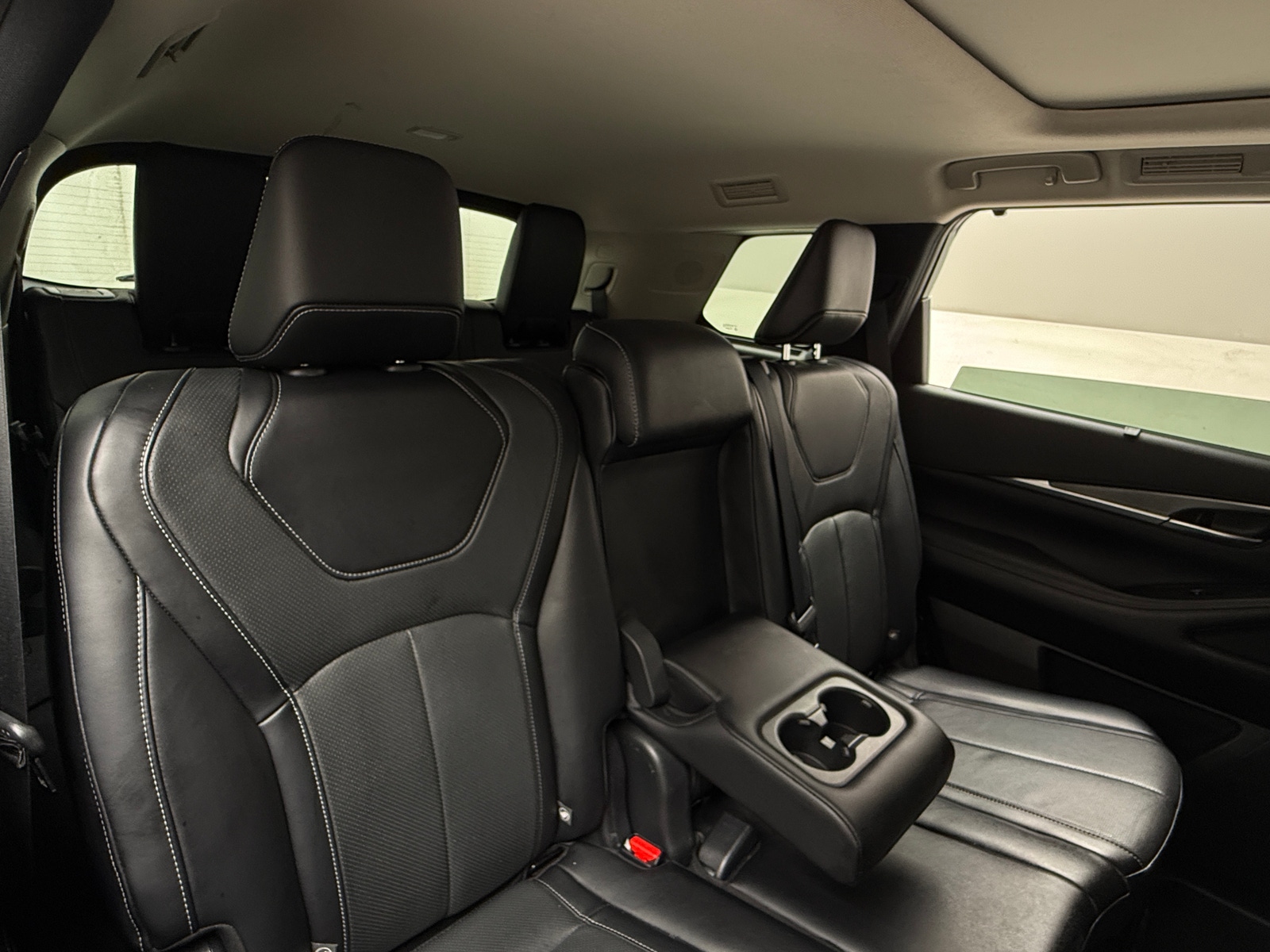 Thumbnail: 2023 INFINITI QX60 - 5