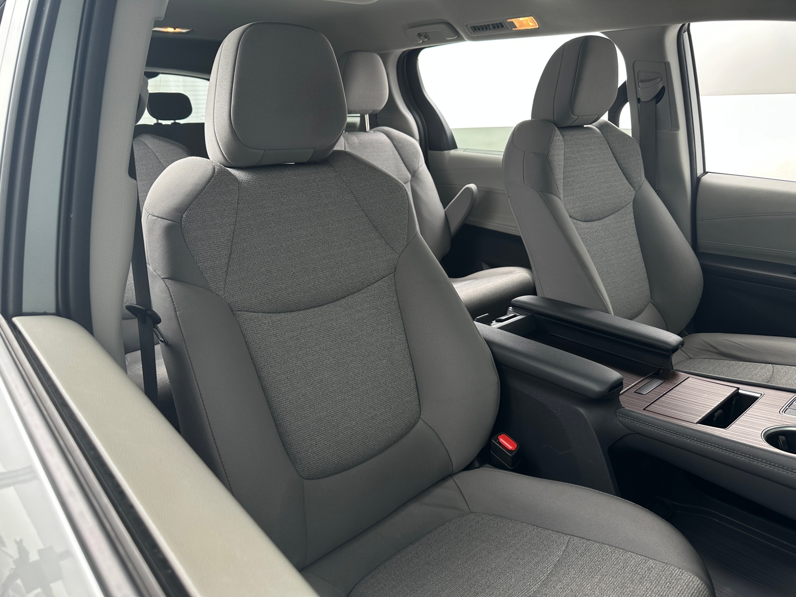 Thumbnail: 2024 Toyota Sienna - 2