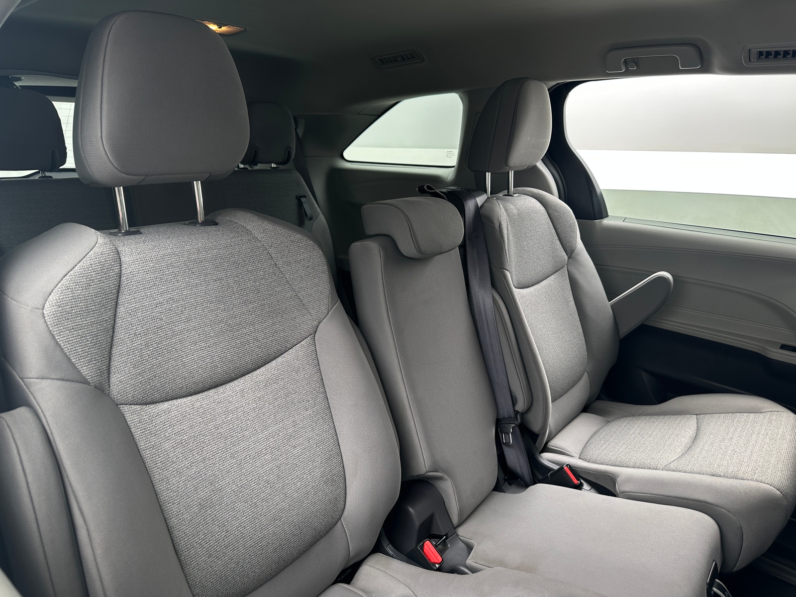 Thumbnail: 2024 Toyota Sienna - 6