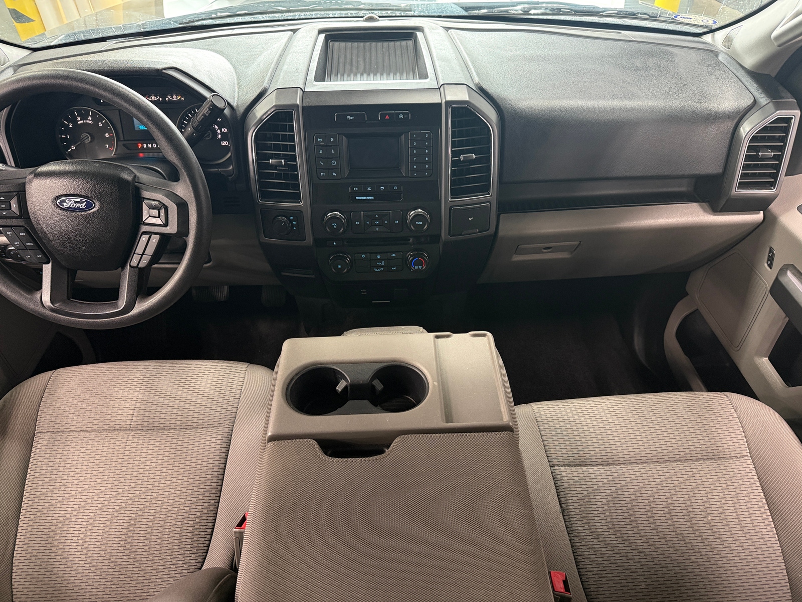 Thumbnail: 2018 Ford Econoline - 3