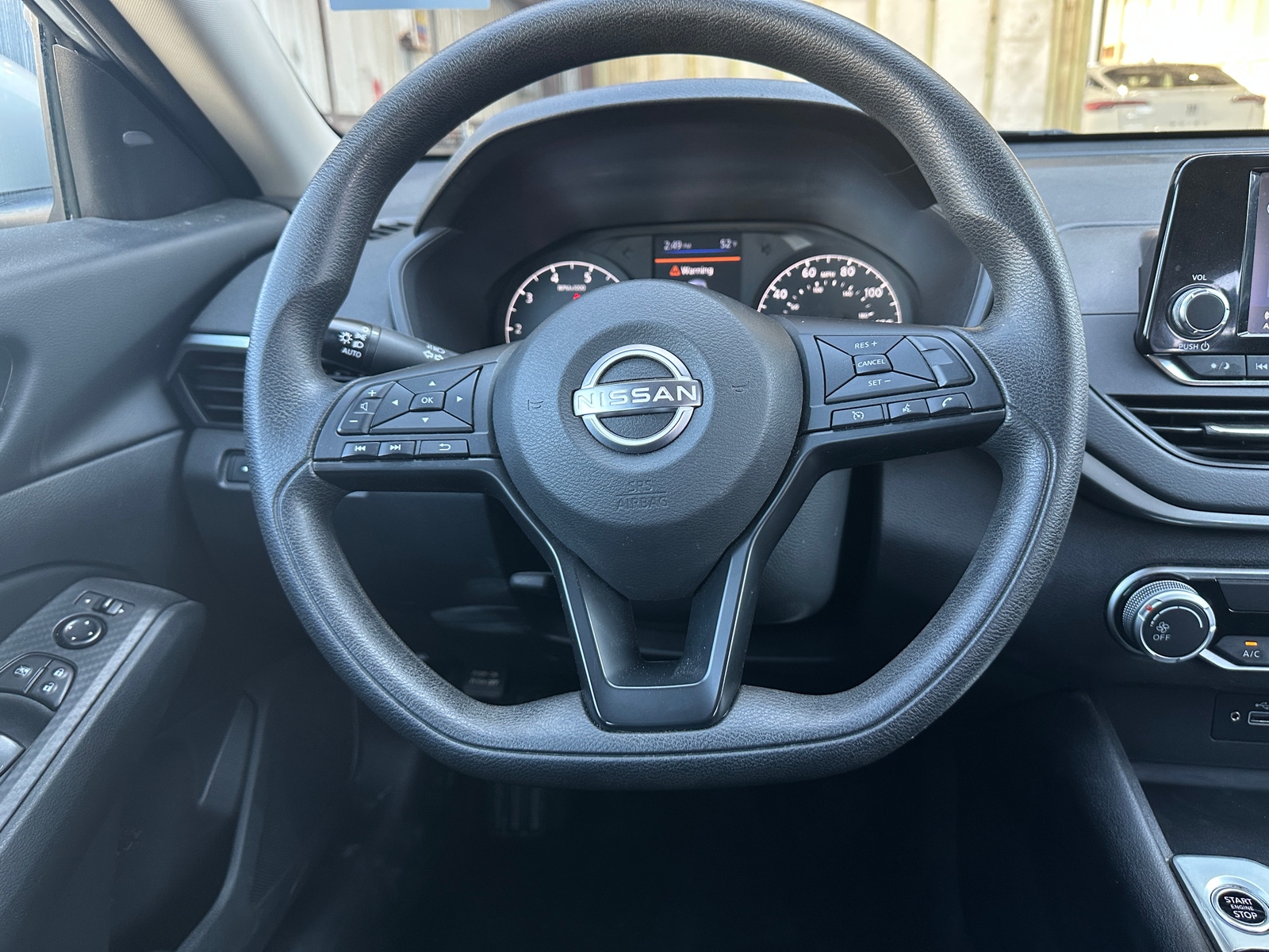 Thumbnail: 2023 Nissan Altima - 5