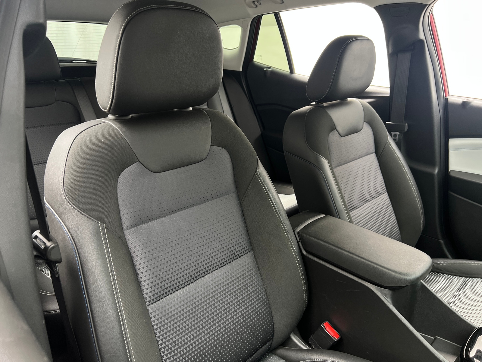 Thumbnail: 2025 Chevrolet Trax - 2