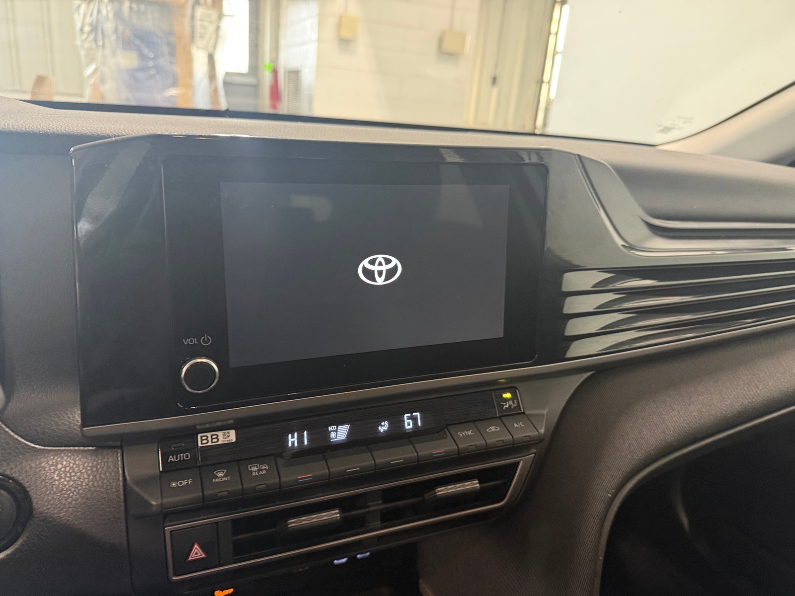 Thumbnail: 2025 Toyota Camry - 4