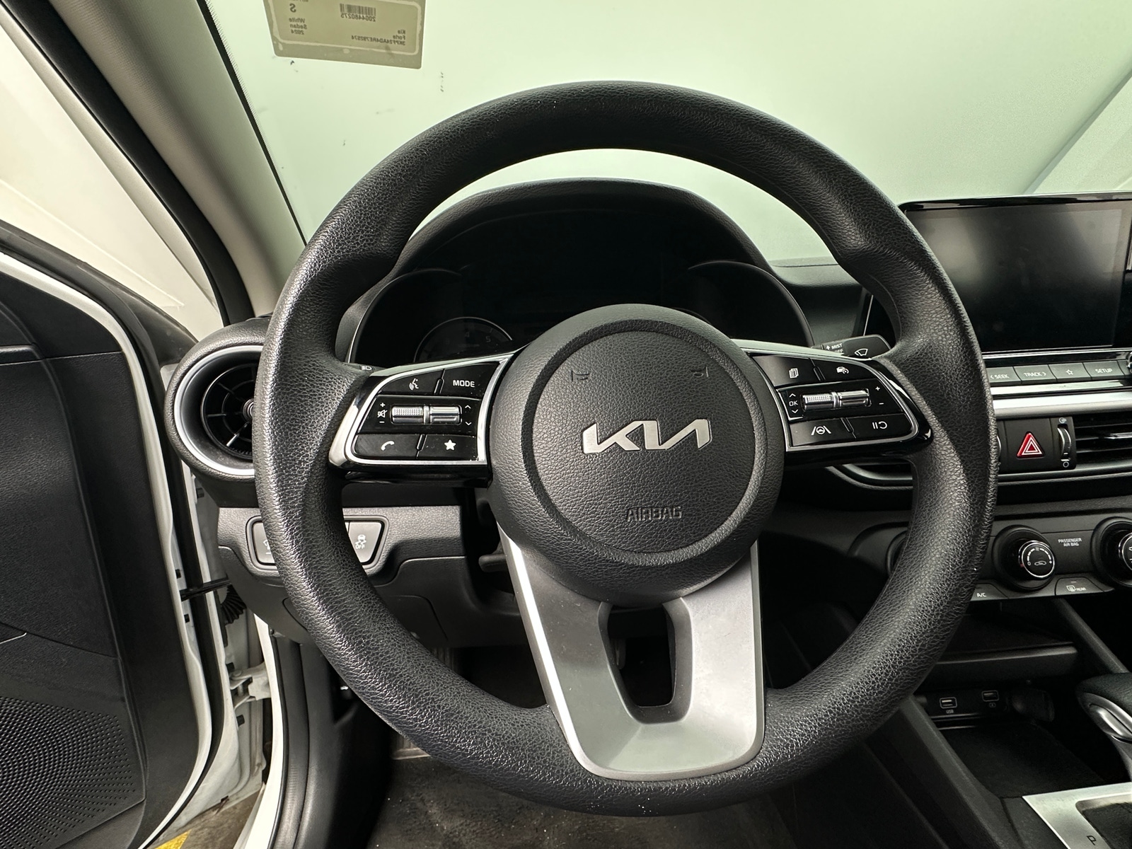 Thumbnail: 2024 Kia Forte - 5