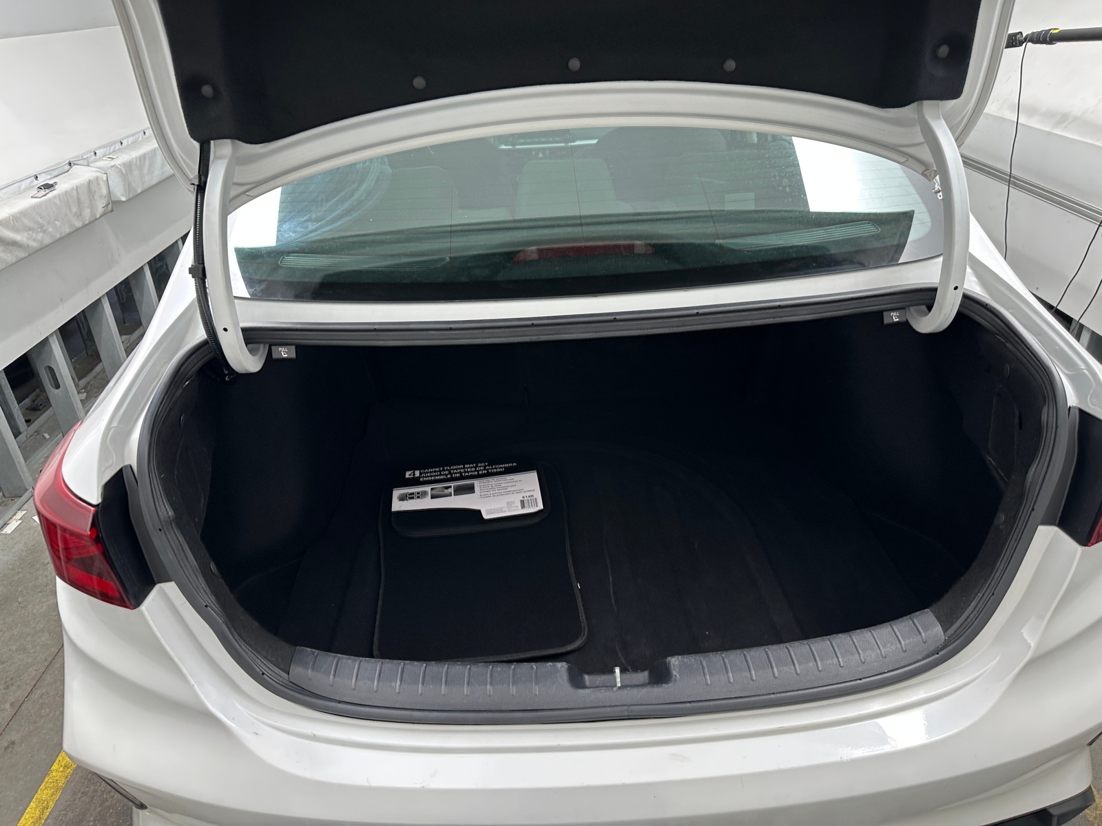 Thumbnail: 2024 Kia Forte - 7