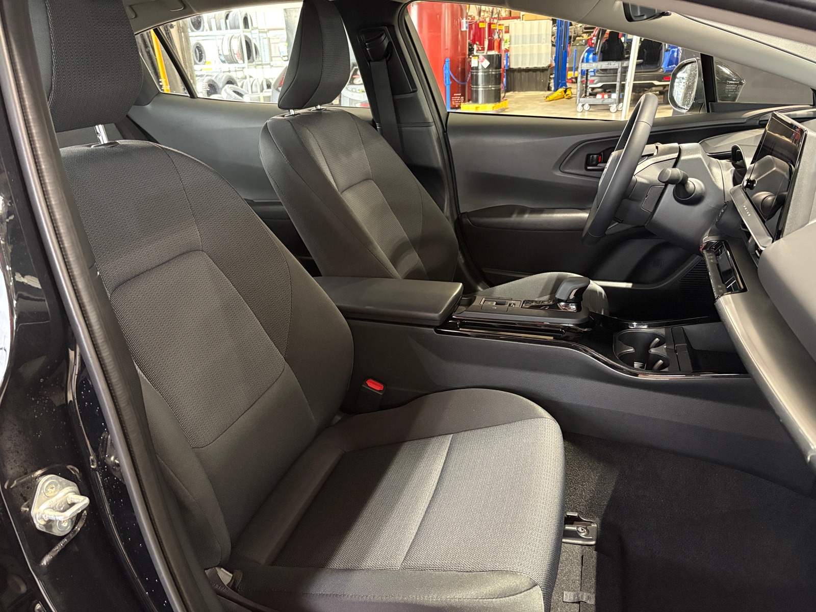 Thumbnail: 2025 Toyota Prius - 2