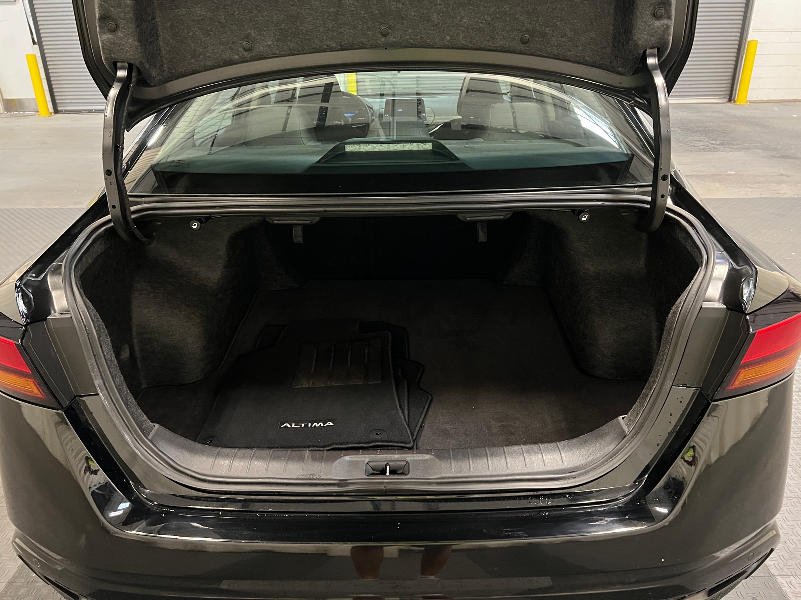 Thumbnail: 2025 Nissan Altima - 7