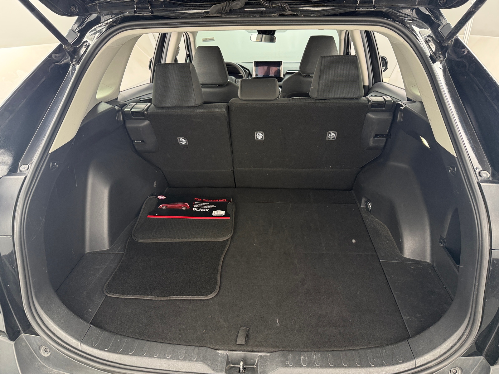 Thumbnail: 2024 Toyota RAV4 - 7