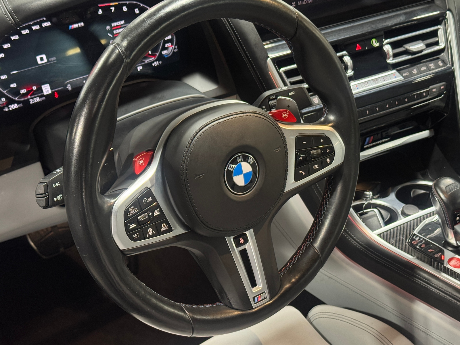 Thumbnail: 2022 BMW M8 - 4