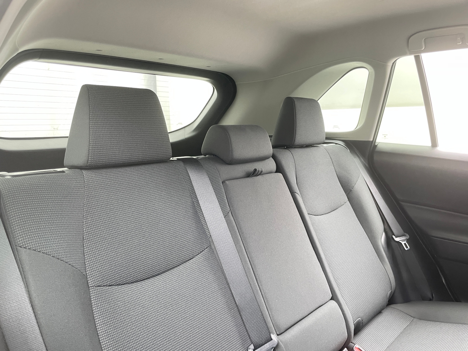 Thumbnail: 2021 Toyota RAV4 - 6