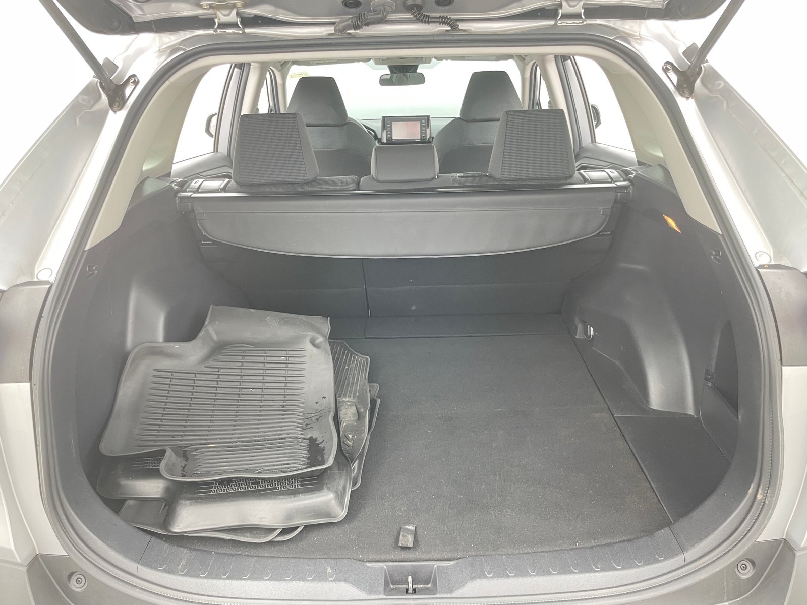 Thumbnail: 2021 Toyota RAV4 - 7