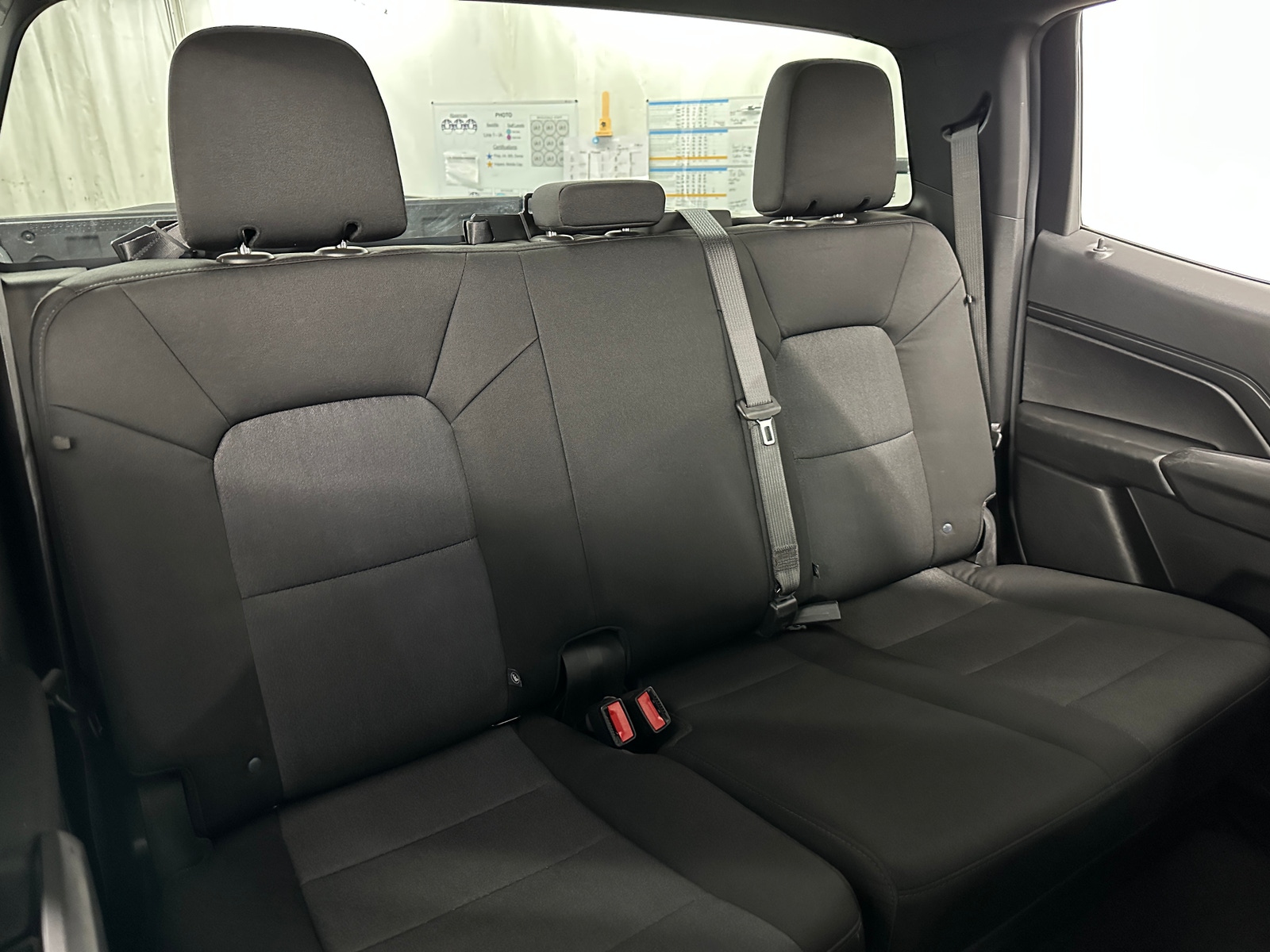 Thumbnail: 2024 Chevrolet Colorado - 6