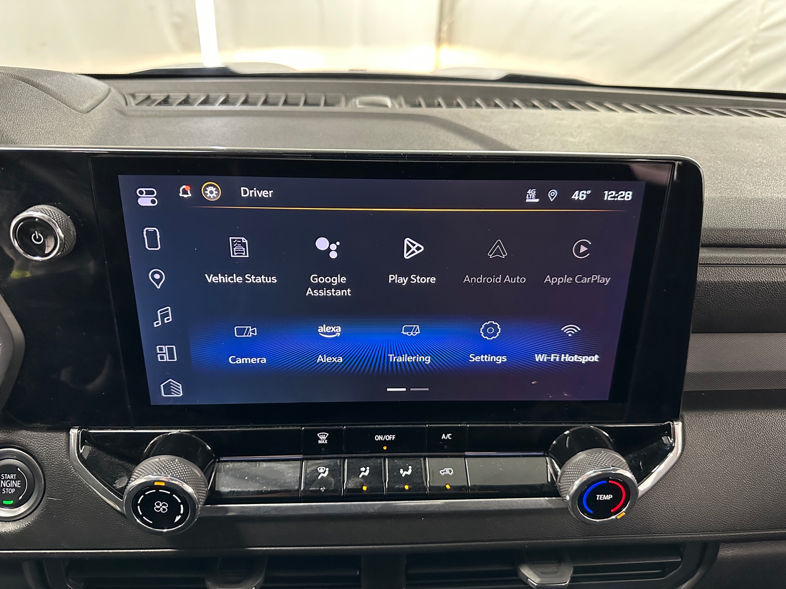 Thumbnail: 2024 Chevrolet Colorado - 4