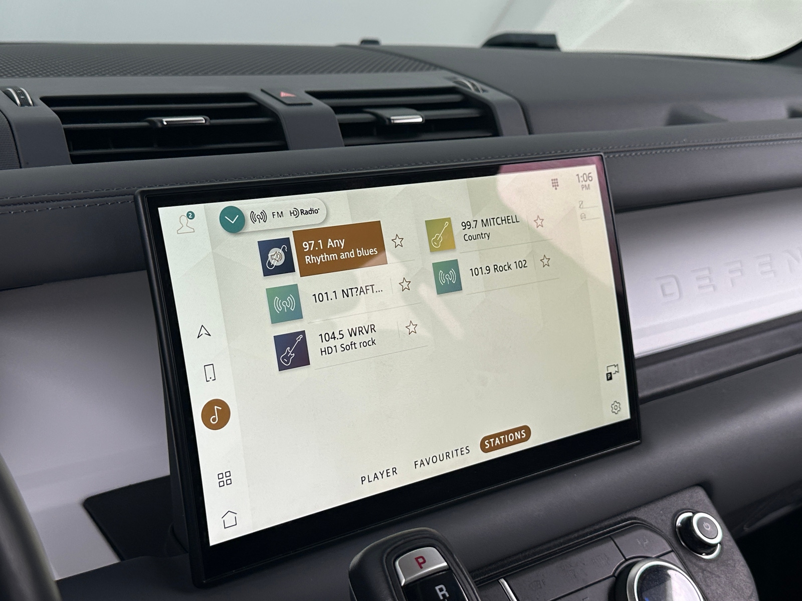 Thumbnail: 2023 Land Rover Defender - 3