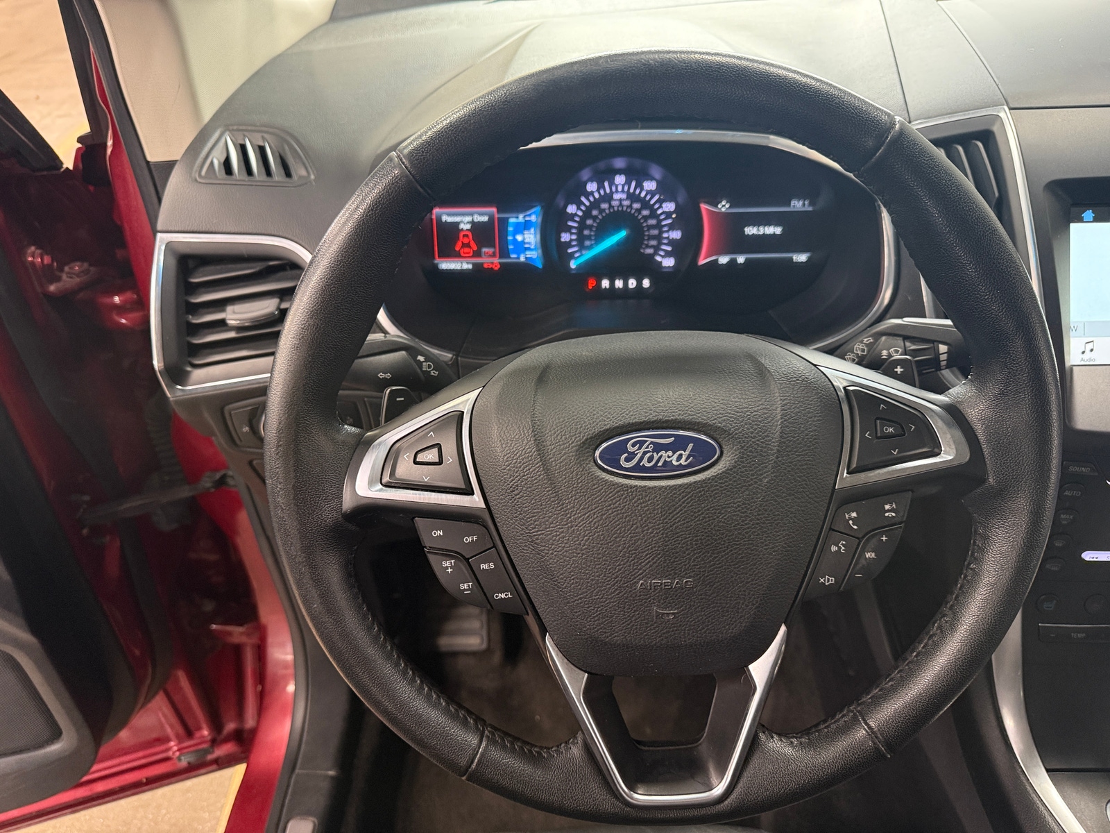 Thumbnail: 2018 Ford Edge - 4