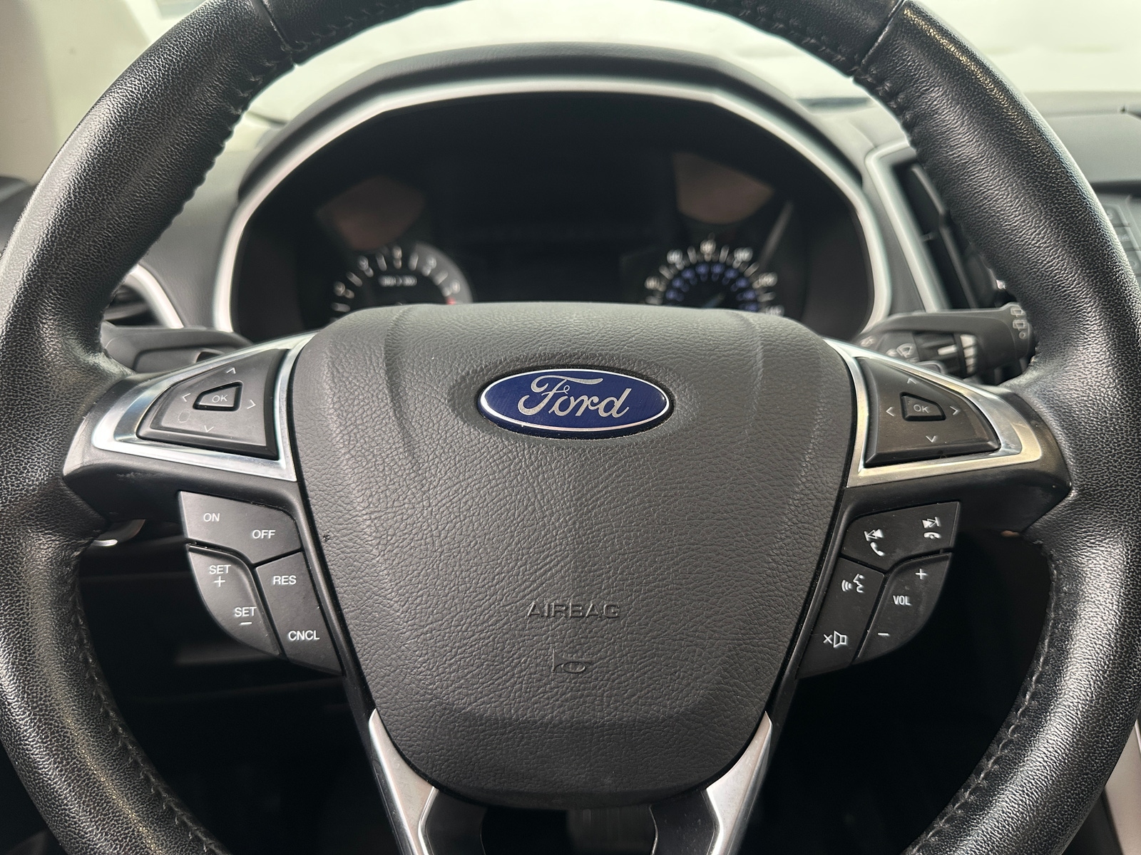 Thumbnail: 2017 Ford Edge - 5