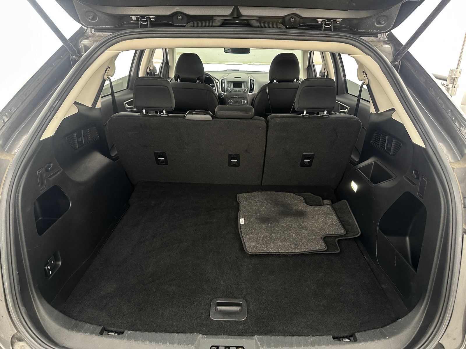 Thumbnail: 2017 Ford Edge - 7