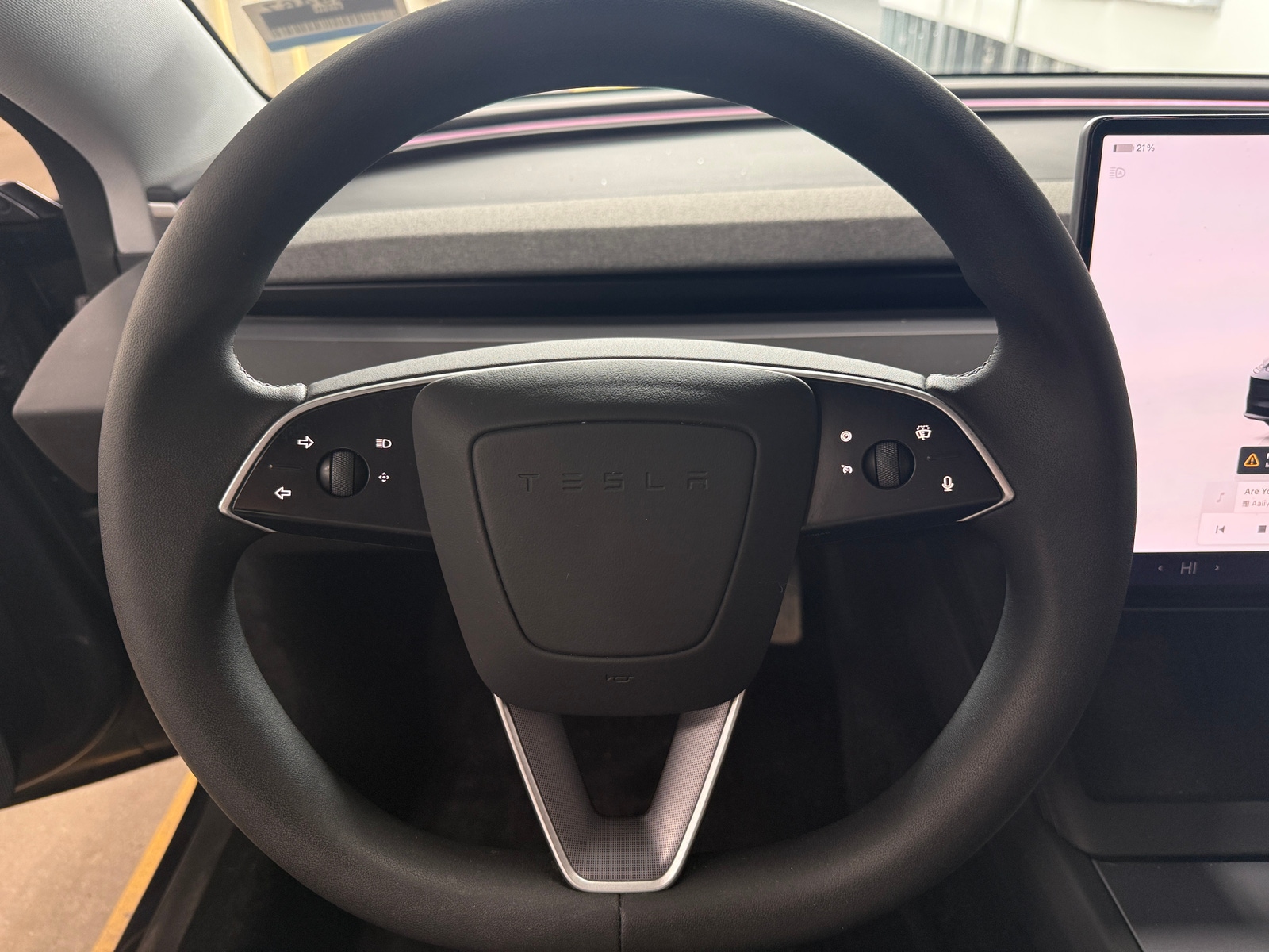 Thumbnail: 2025 Tesla Model 3 - 5