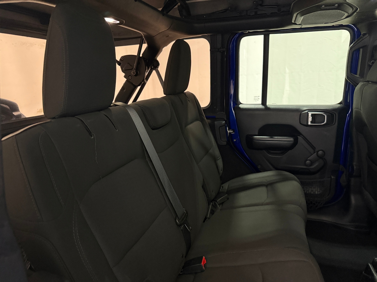 Thumbnail: 2018 Jeep Wrangler - 6