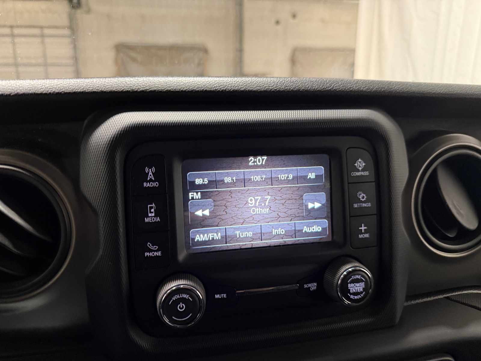 Thumbnail: 2018 Jeep Wrangler - 4