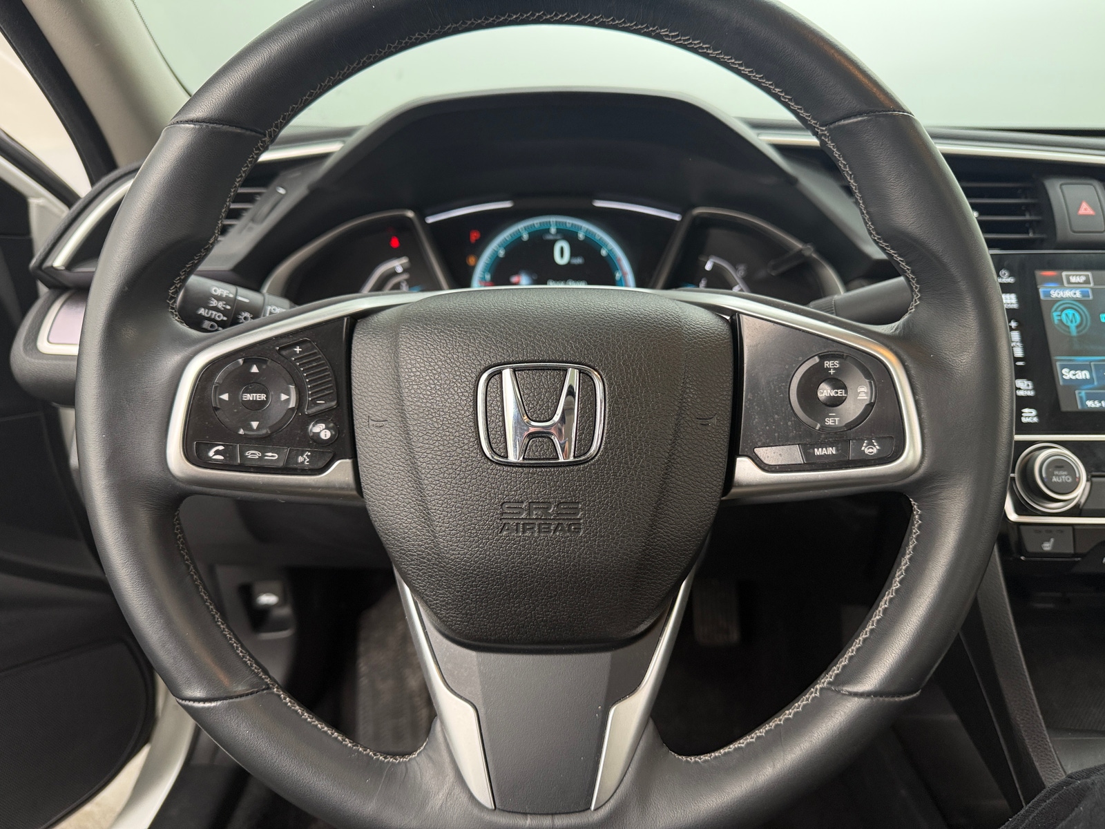 Thumbnail: 2017 Honda Civic - 4