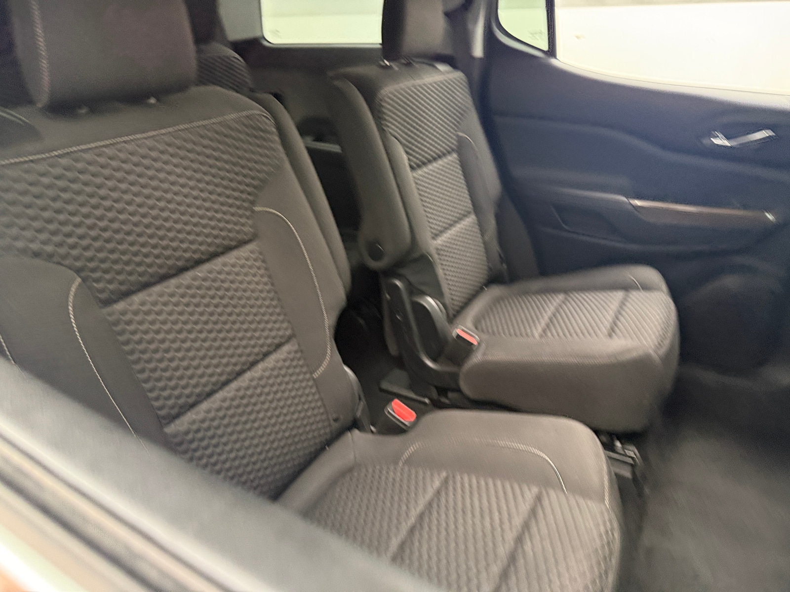 Thumbnail: 2017 GMC Acadia - 6