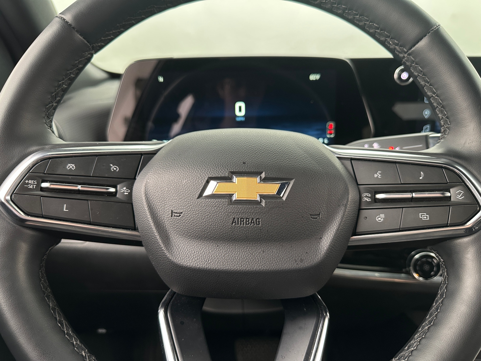 Thumbnail: 2025 Chevrolet Equinox - 5