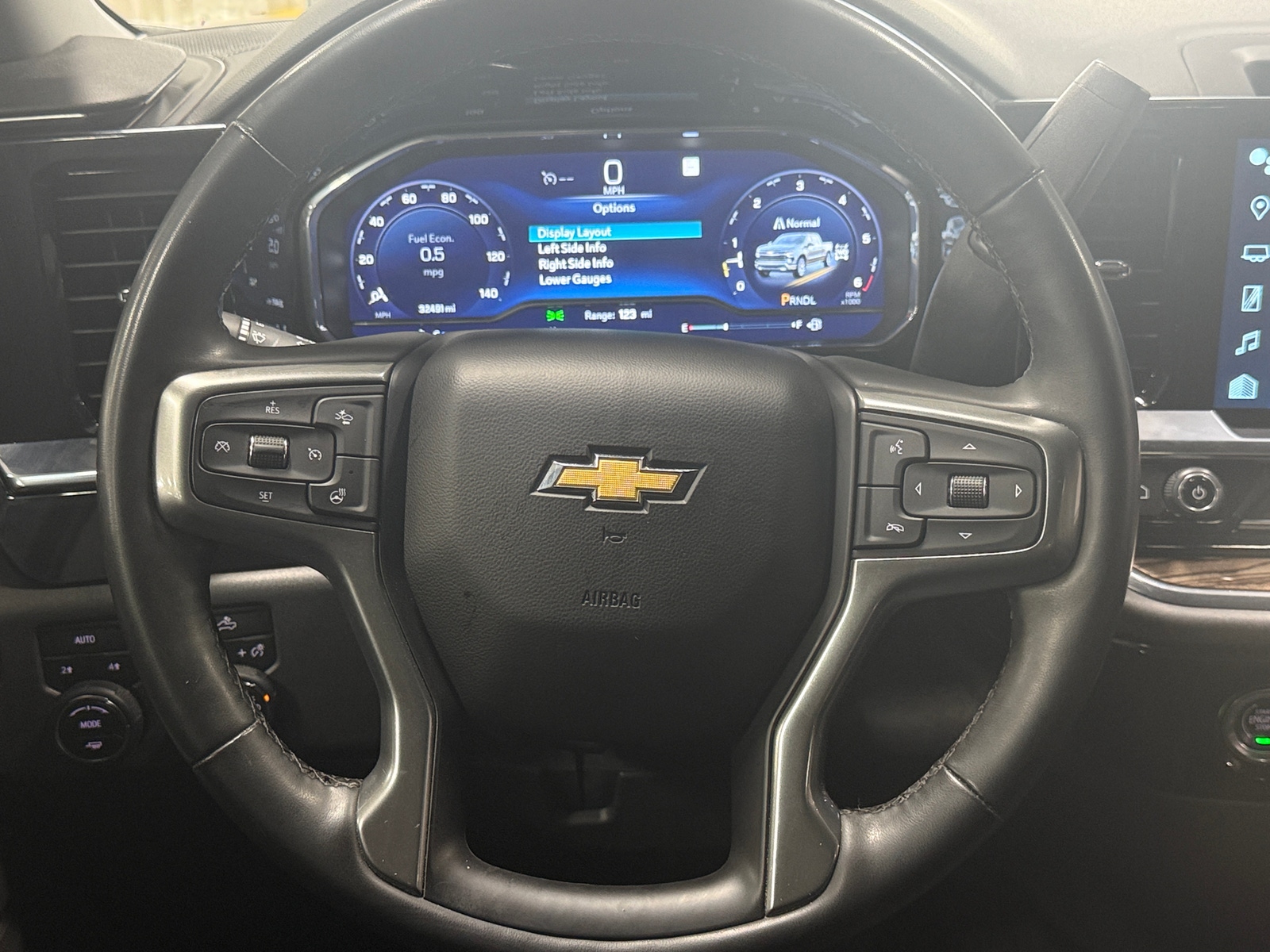 Thumbnail: 2023 Chevrolet Silverado 1500 - 5