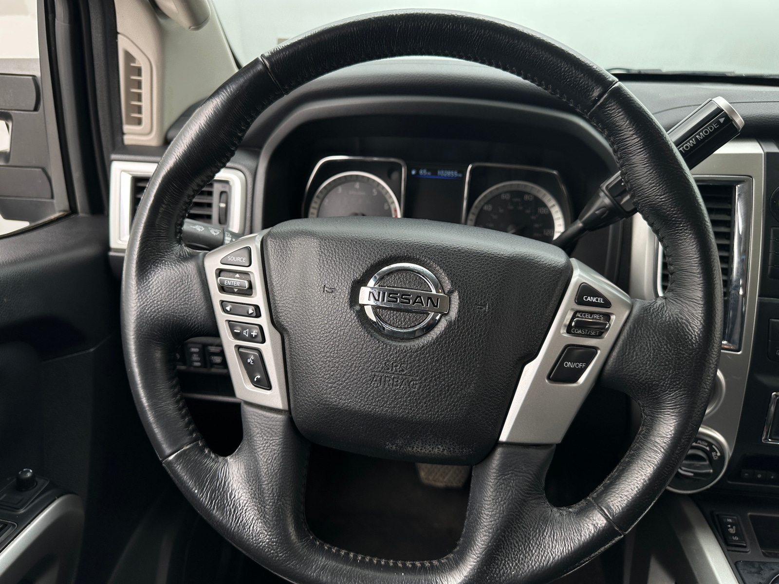 Thumbnail: 2019 Nissan Titan - 4