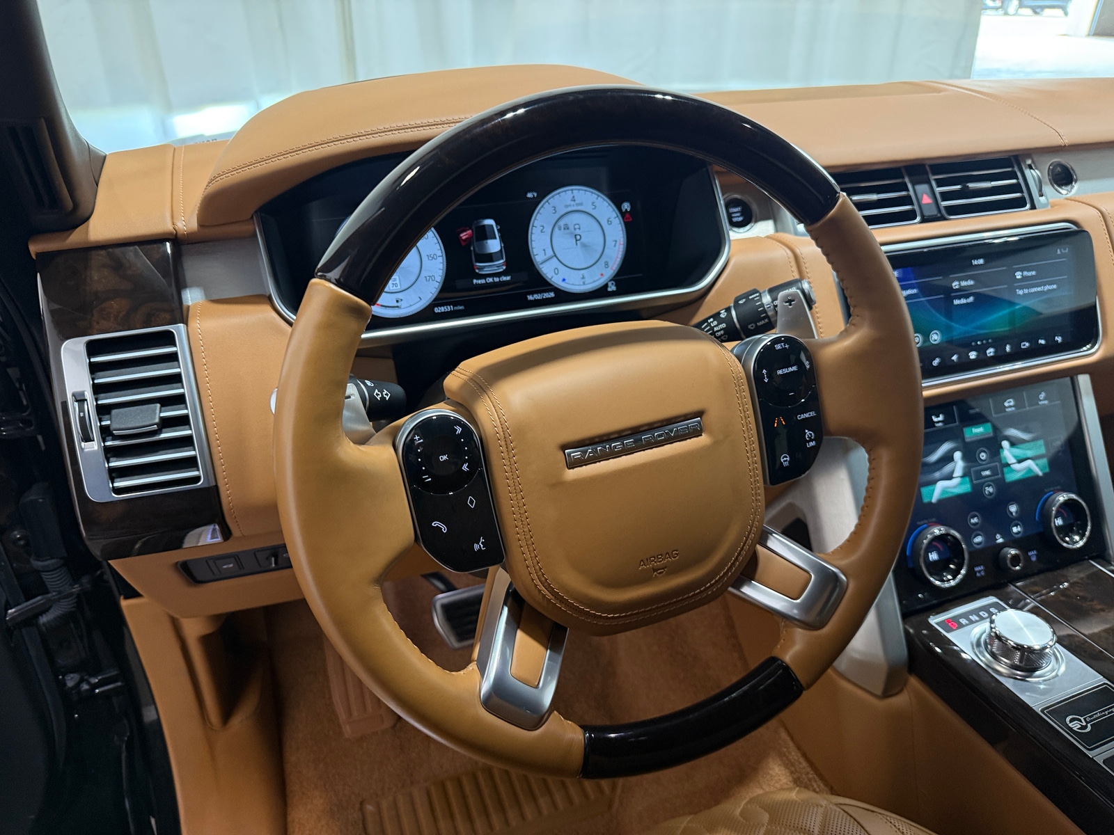 Thumbnail: 2022 Land Rover Range Rover - 5