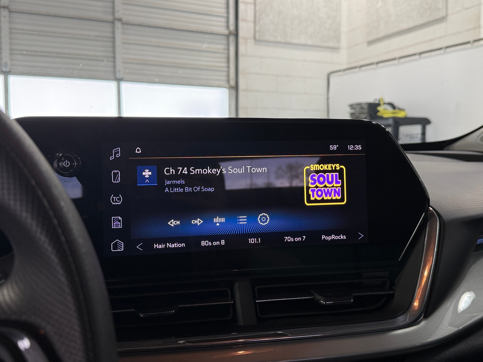 Thumbnail: 2025 Chevrolet Trax - 4