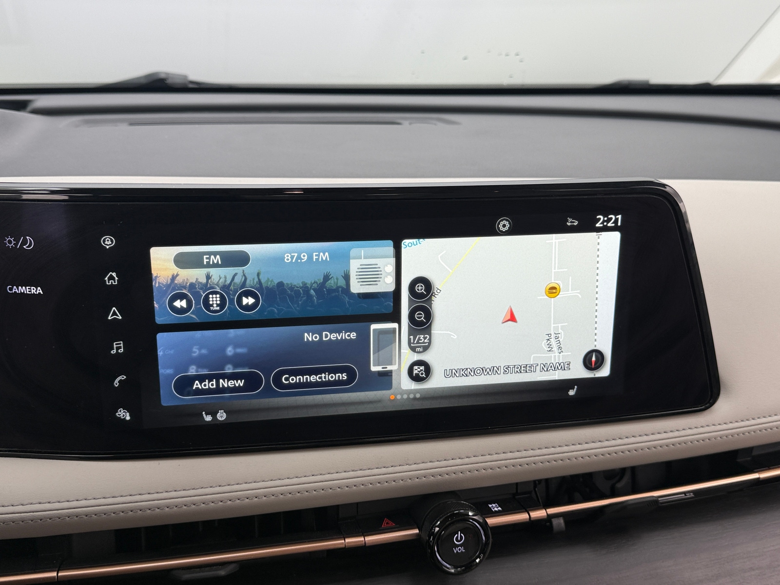 Thumbnail: 2023 Nissan Ariya - 4