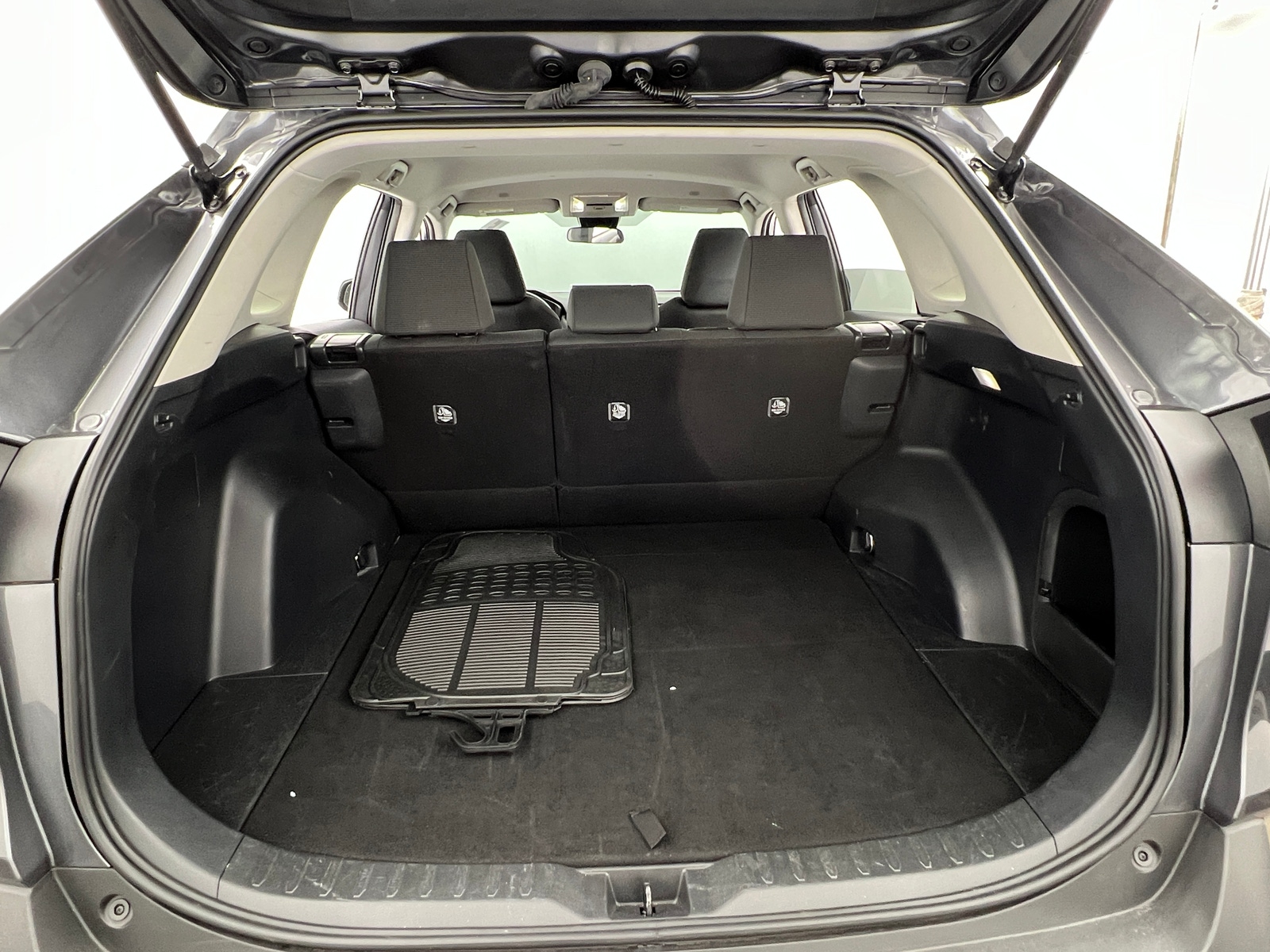 Thumbnail: 2025 Toyota RAV4 - 7