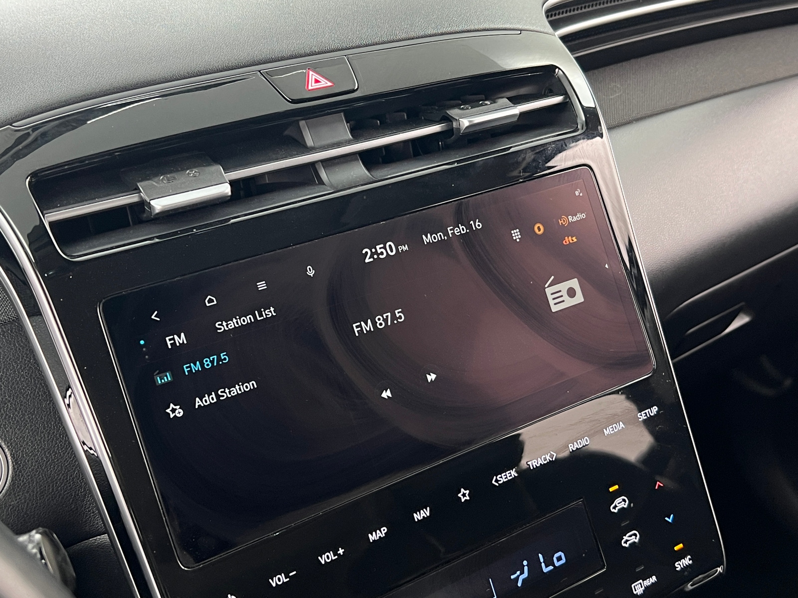 Thumbnail: 2024 Hyundai Tucson - 3