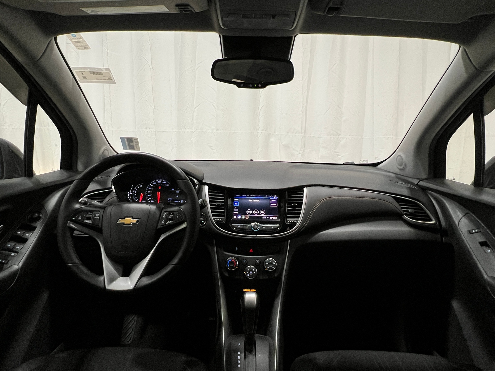 Thumbnail: 2020 Chevrolet Trax - 3