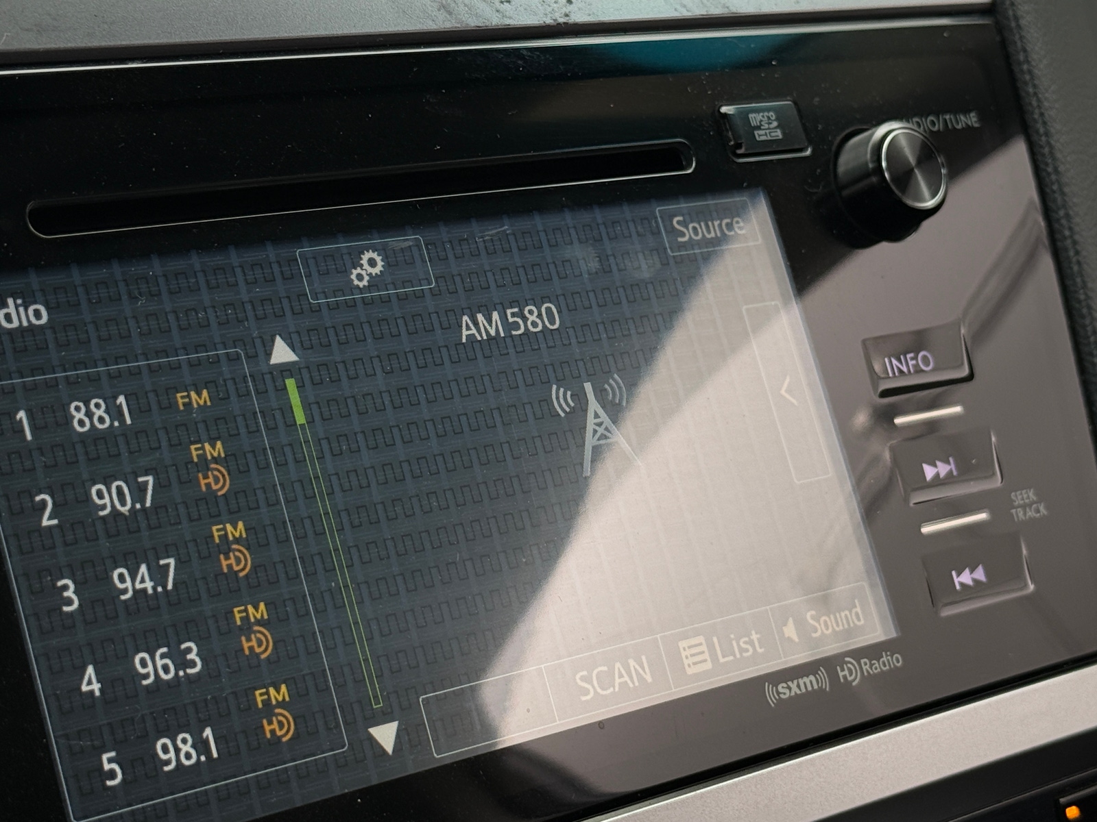 Thumbnail: 2015 Subaru Outback - 4