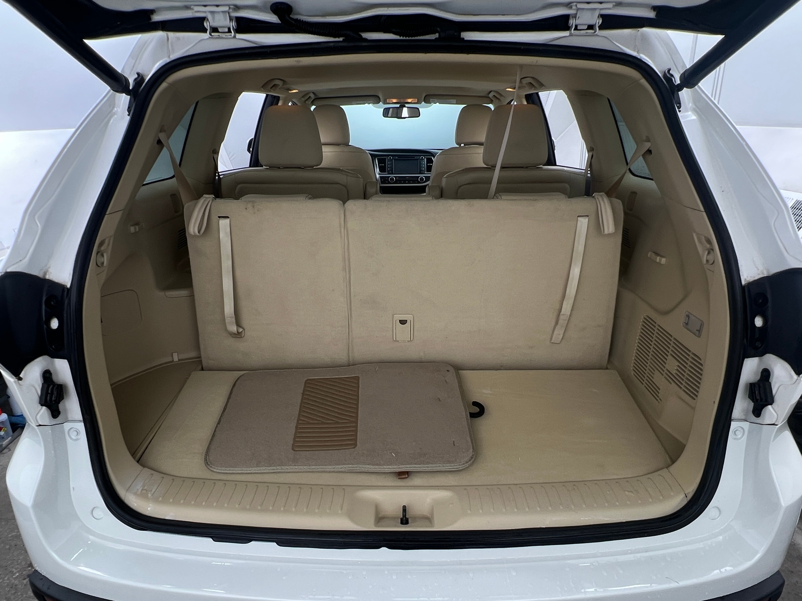 Thumbnail: 2014 Toyota Highlander - 6