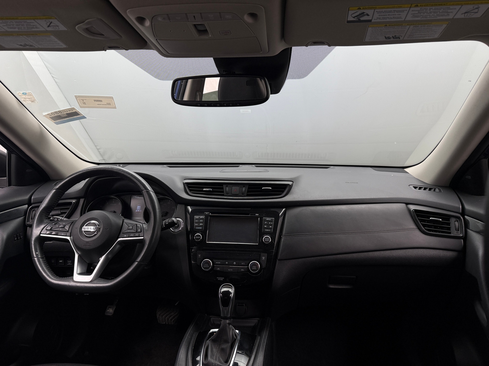 Thumbnail: 2017 Nissan Rogue - 2