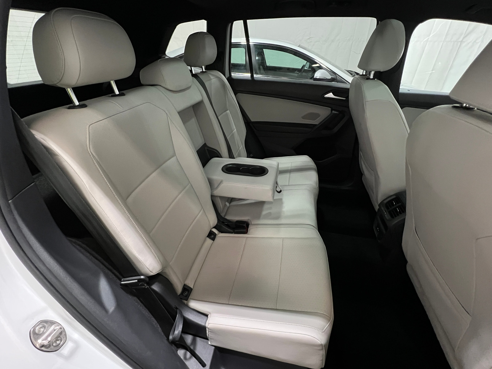 Thumbnail: 2021 Volkswagen Tiguan - 5