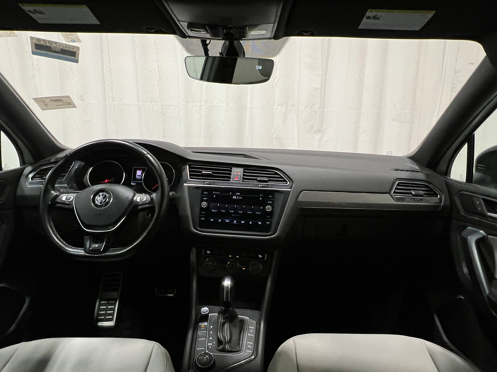 Thumbnail: 2021 Volkswagen Tiguan - 2