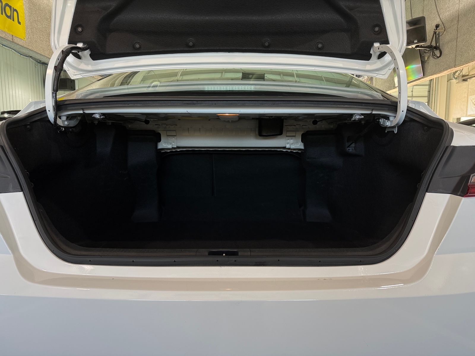 Thumbnail: 2025 Toyota Camry - 7