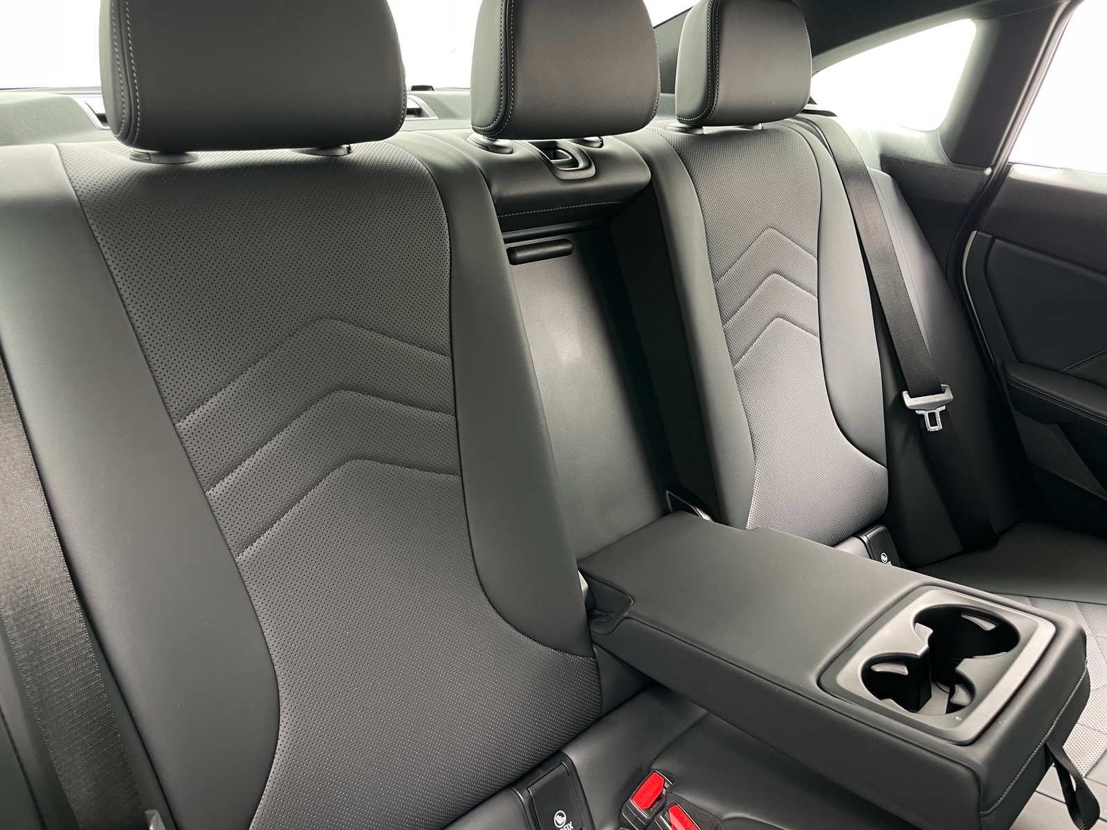 Thumbnail: 2025 BMW 2 Series - 5