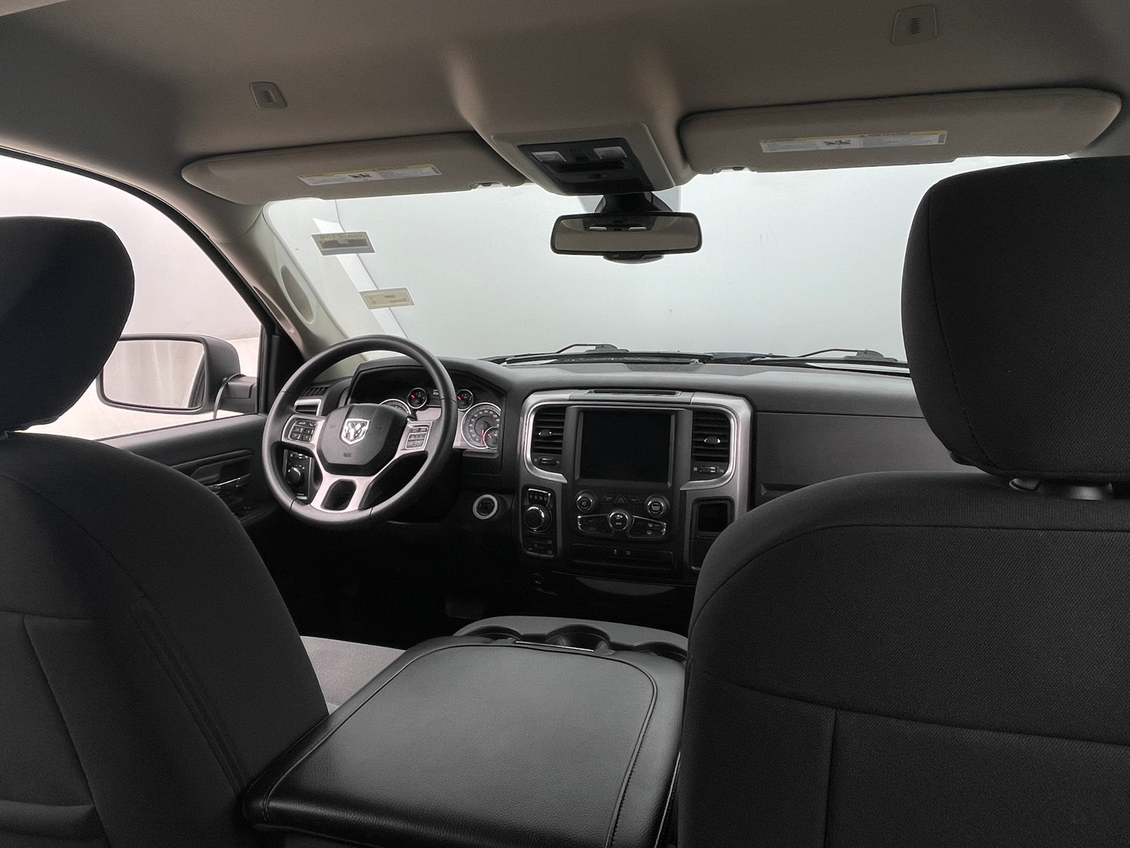 Thumbnail: 2023 RAM 1500 Classic - 3