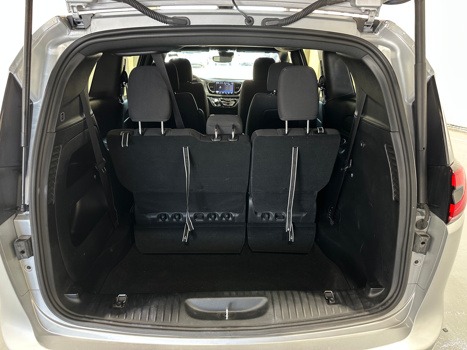 Thumbnail: 2024 Chrysler Pacifica - 7